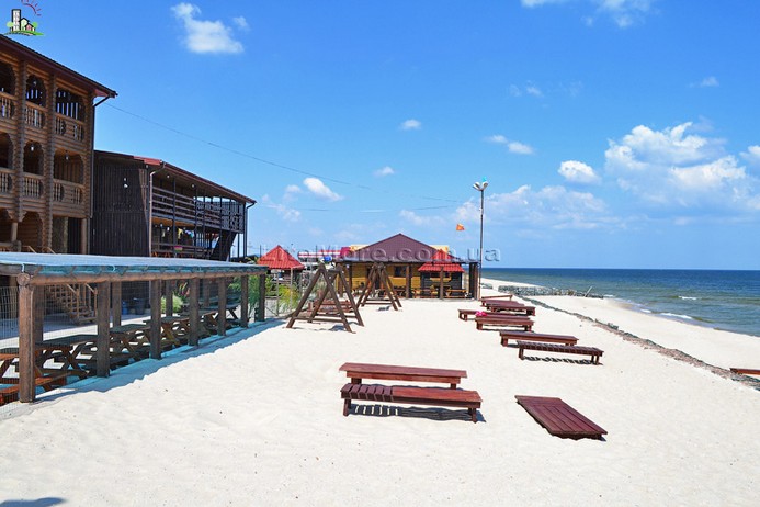 Курортное база отдыха на берегу моря в Одесской области